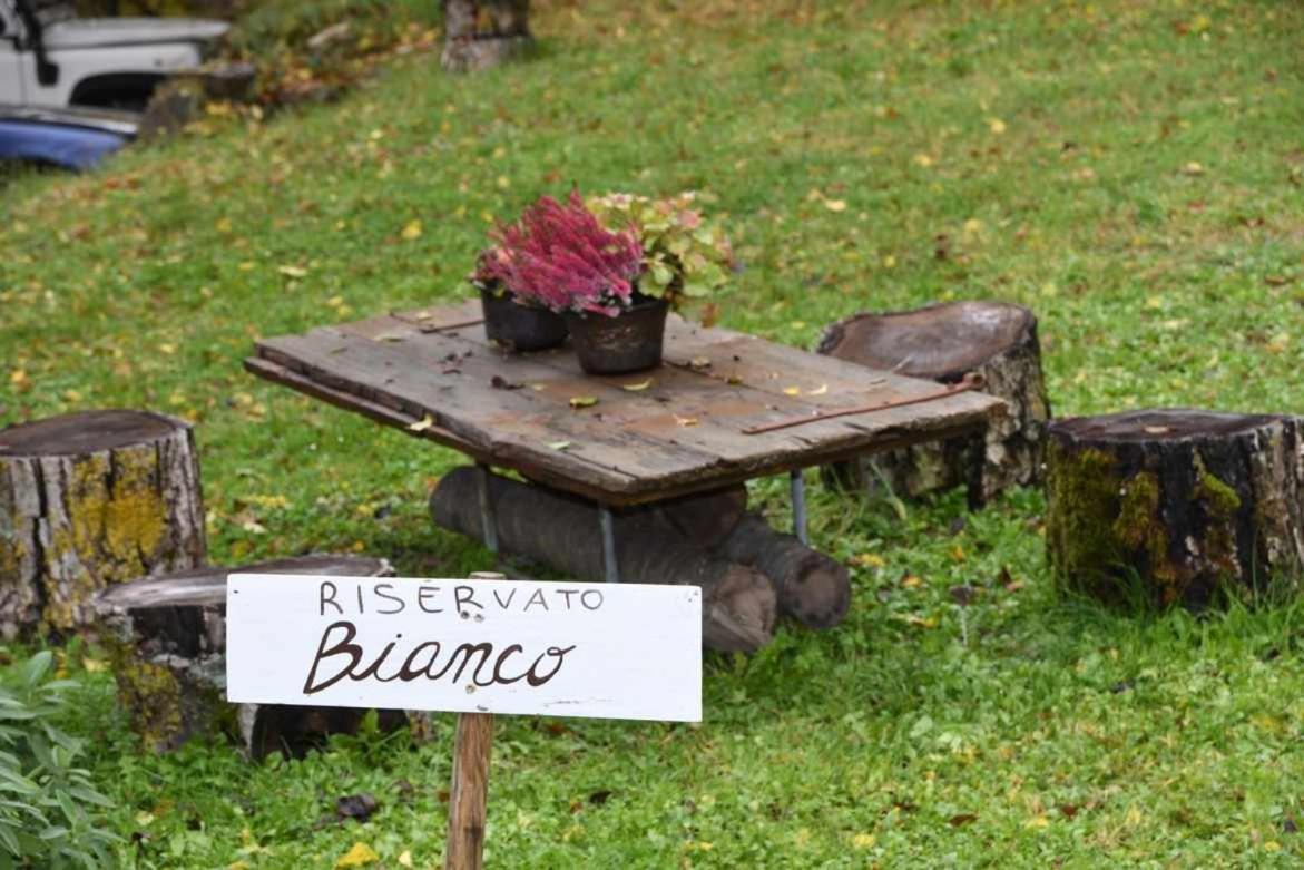 Agriturismo Montesalce Gubbio Eksteriør bilde
